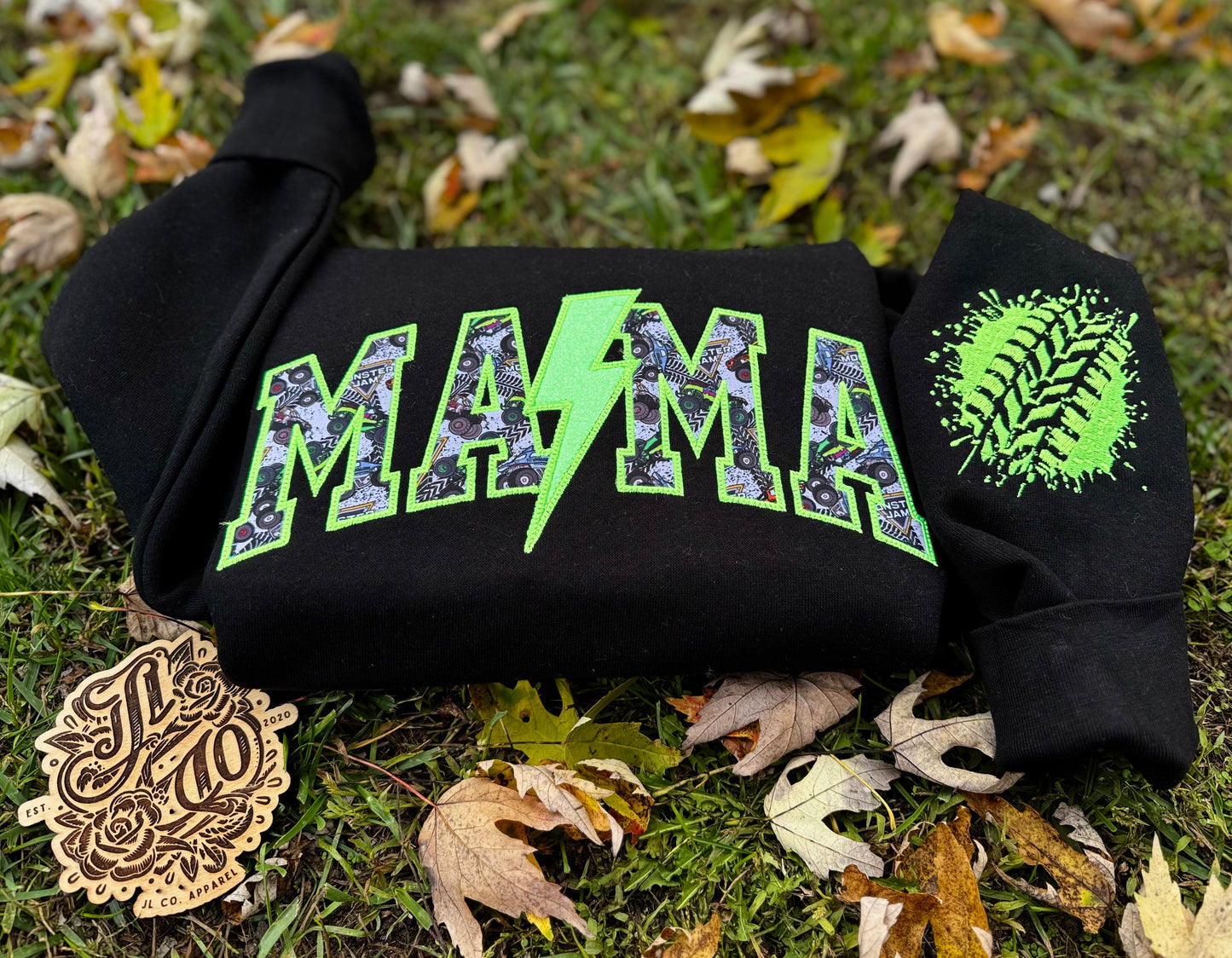 Embroidered mama MJ crewneck