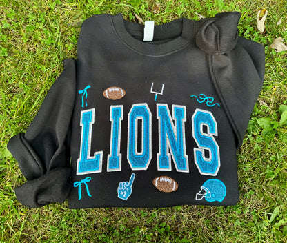 Embroidered Glitz Lions Crewneck