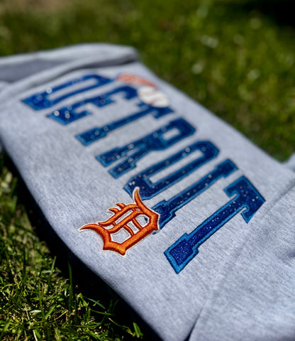 Embroidered tigers baseball crewneck