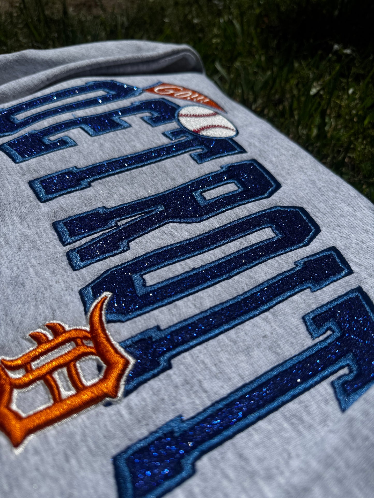 Embroidered tigers baseball crewneck