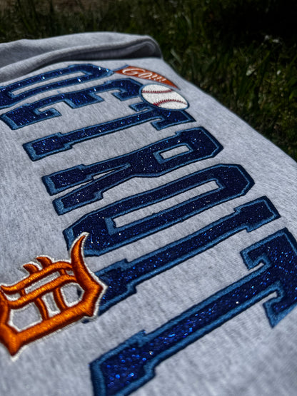 Embroidered tigers baseball crewneck