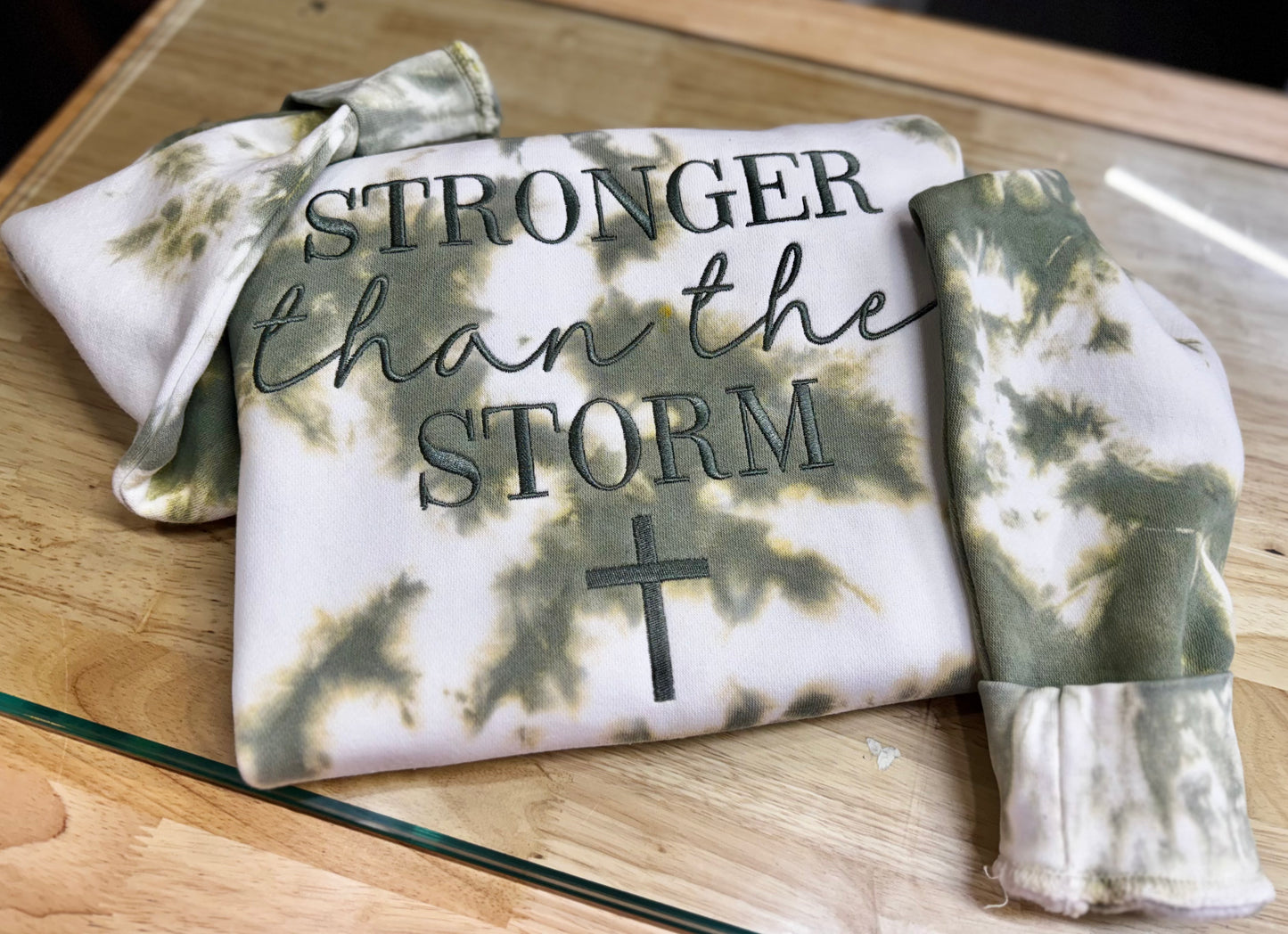 Embroidered STTS dyed crewneck