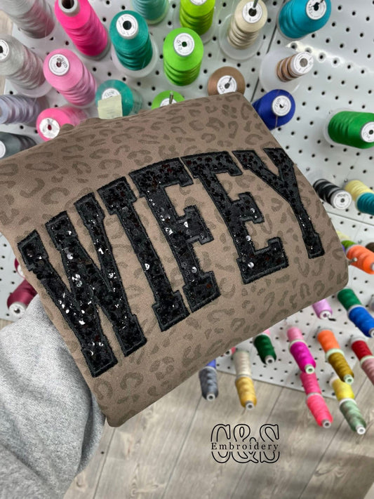 Embroidered wifey crewneck